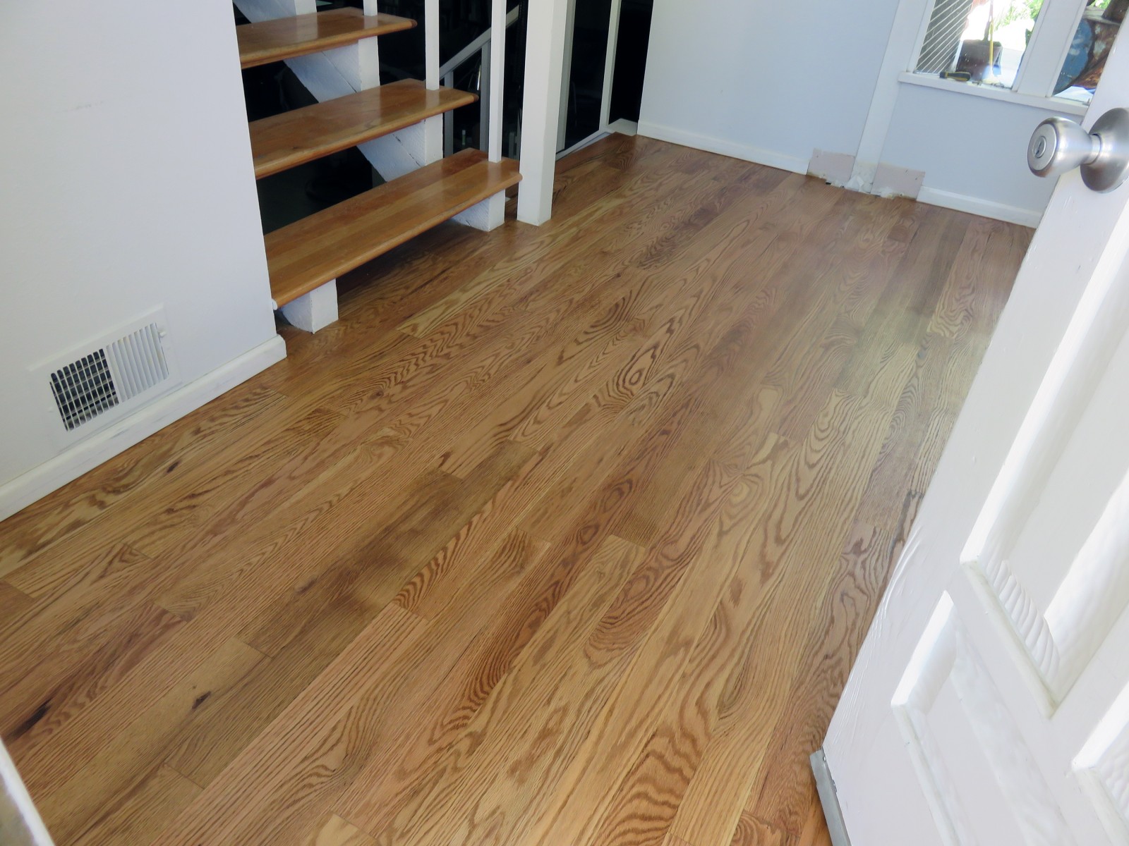Minwax Golden Oak Wood Stain On Red, How To Apply Minwax Stain To Hardwood Floors